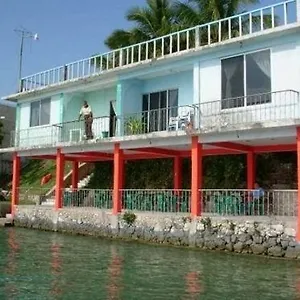 Hotel Puerta Del Cielo, Bacalar